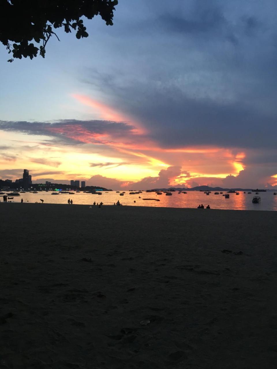Apartment View Talay 1b *